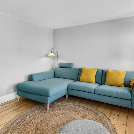 4 Bedroom Amazing In Aero Holiday home