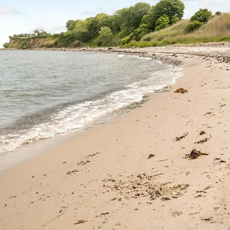 Feriehus 4 Bedroom Amazing In Aero *