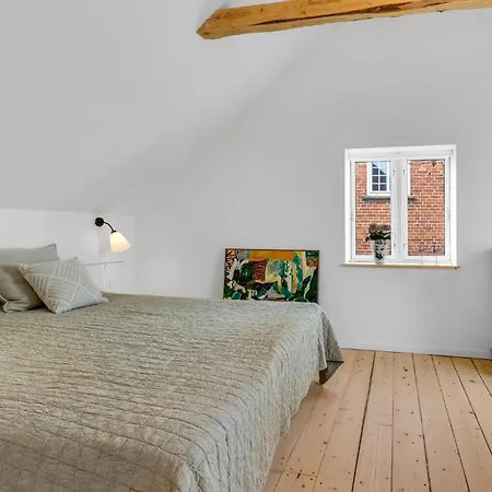 4 Bedroom Amazing In Aero Holiday home Soby