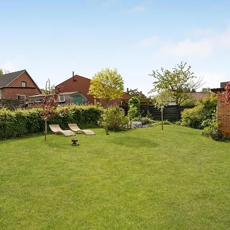 4 Bedroom Amazing In Aero *