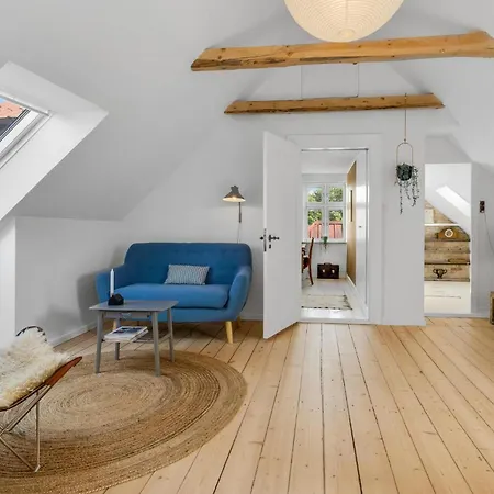 4 Bedroom Amazing In Aero *