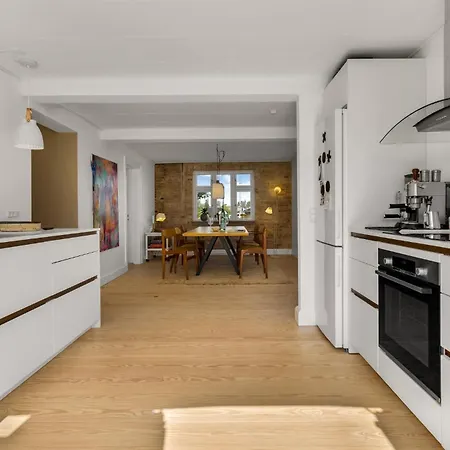 4 Bedroom Amazing In Aero Søby