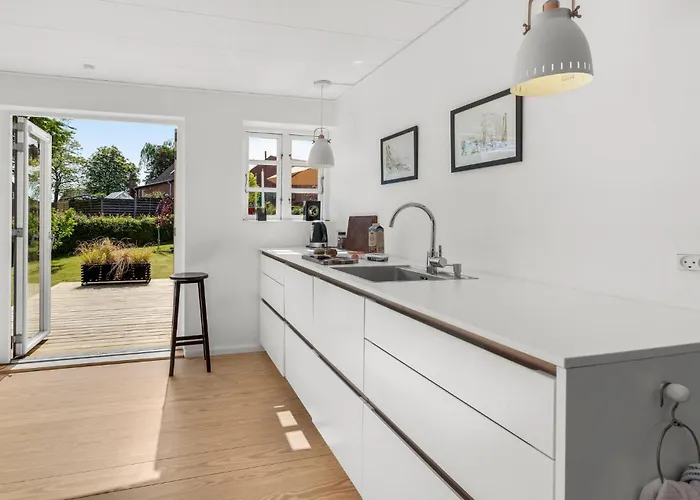 Сasa de vacaciones 4 Bedroom Amazing In Aero *