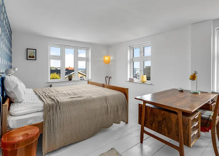 4 Bedroom Amazing In Aero * Søby