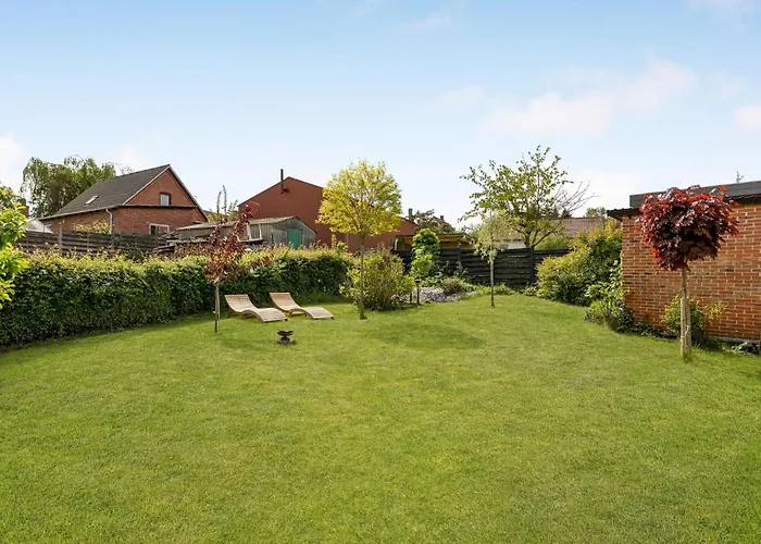 4 Bedroom Amazing In Aero *